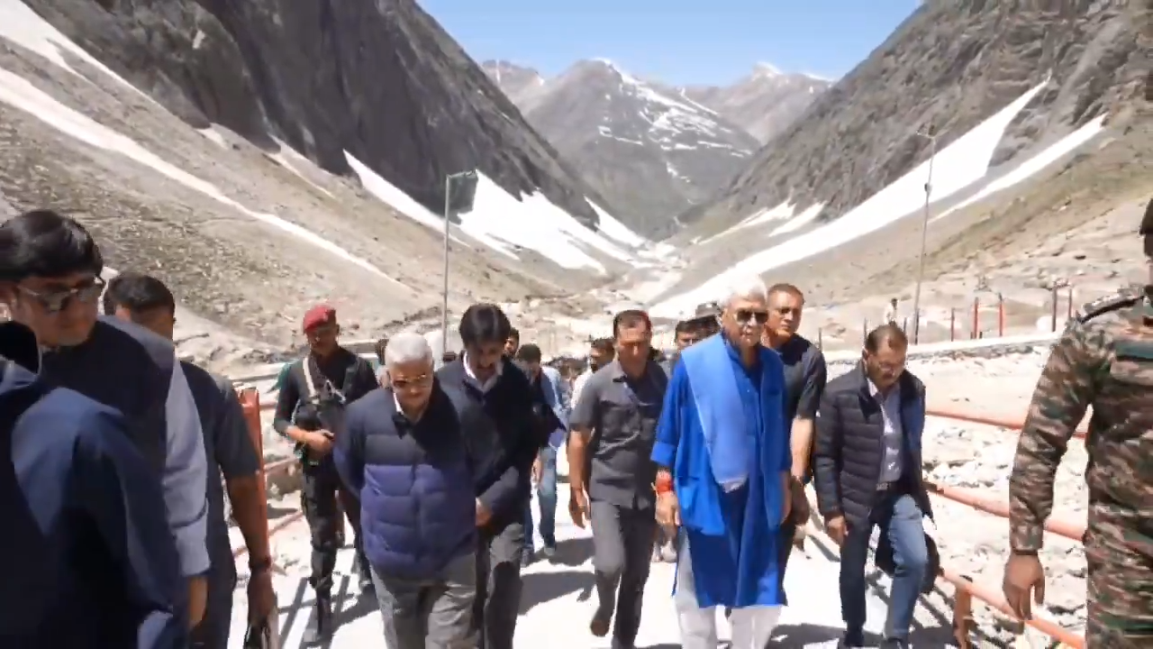 Glimpses from the ‘Pratham Puja’ performed at the Holy Cave Shrine of Shri Amarnath Ji