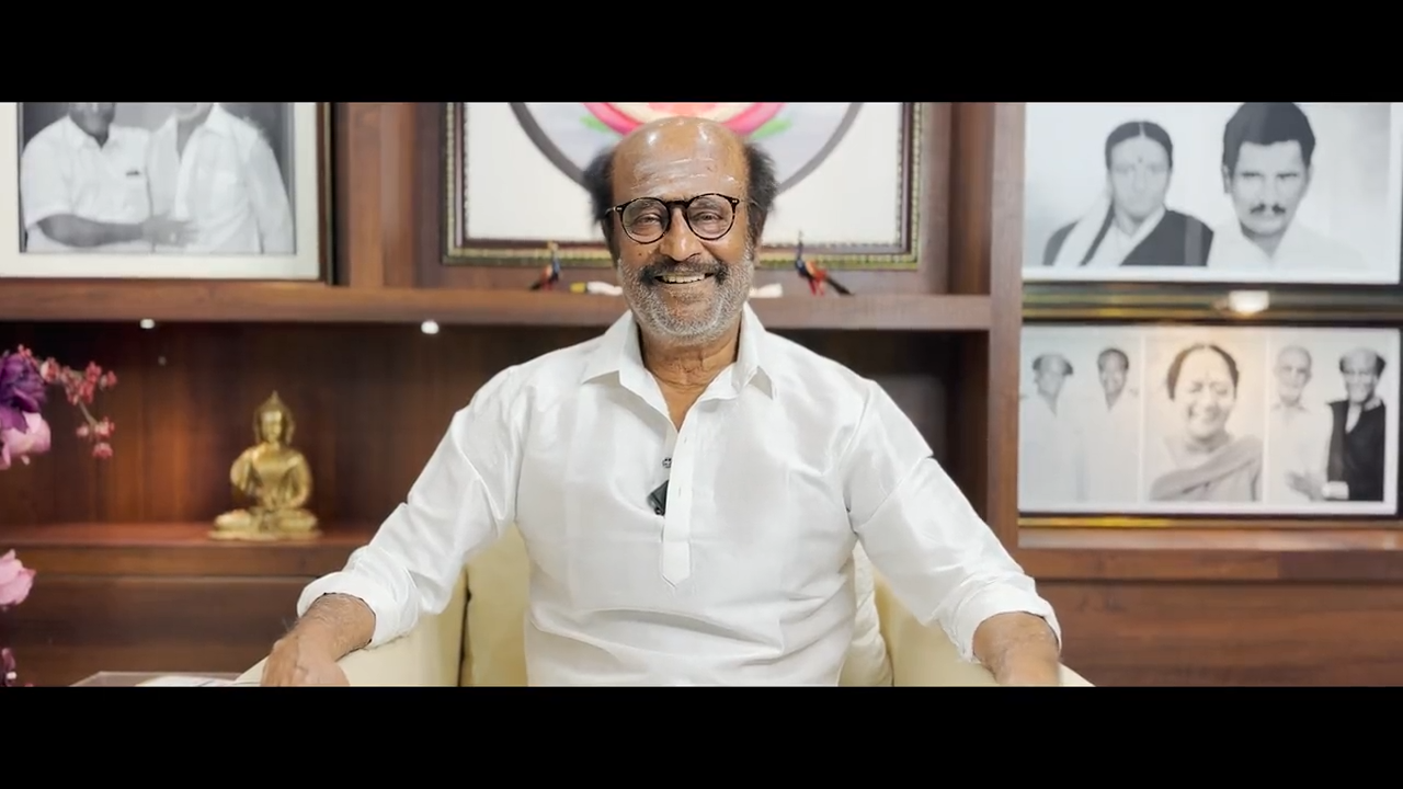 Thalaivaa wishes Kutty Thalaivaa on his Graduation!!!