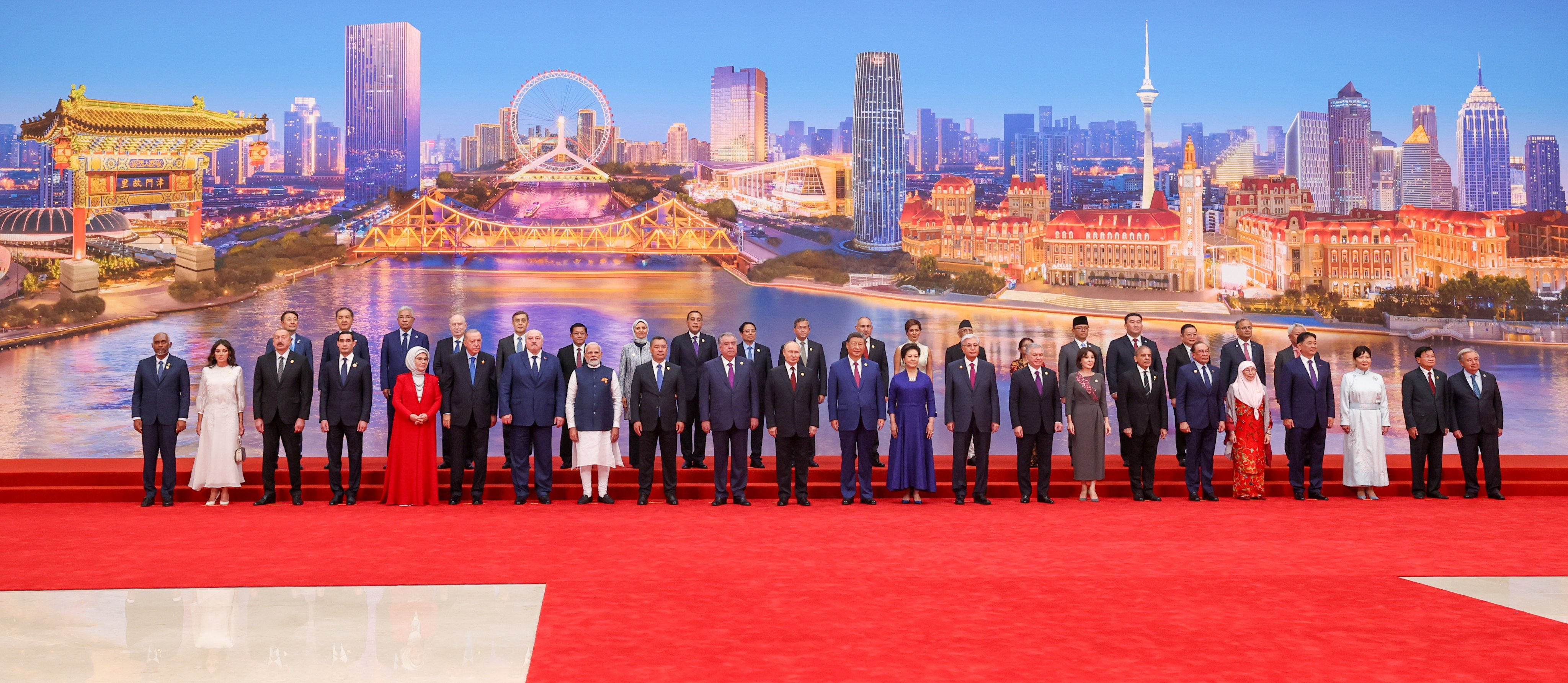 PM Modi with SCO leaders in Tianjin, China